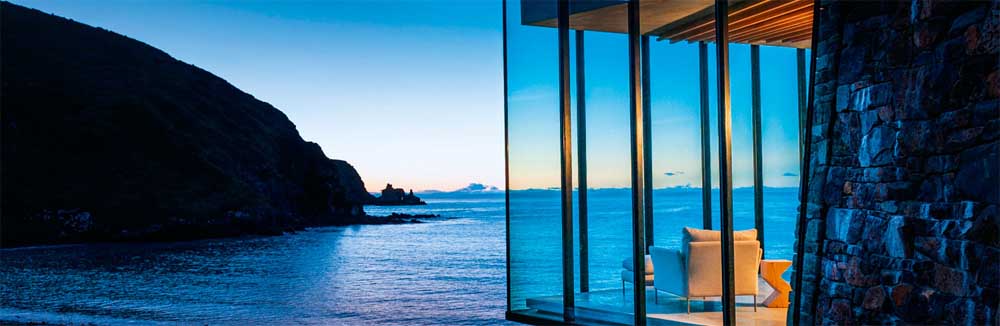 House sitting New Zealand - You could even get something like this. Photo of Seascape Villa at Annandale 