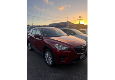 Enjoy the journey in our stylish 2012 Mazda CX-5, a compact SUV designed for comfort and versatility. With spacious seating for five, generous luggage capacity, and responsive handling, this vehicle is ideal for road trips, city escapes, or exploring New Zealand’s stunning landscapes. Featuring modern tech, excellent fuel efficiency, and Mazda’s renowned reliability, the CX-5 is ready to make your drive memorable.